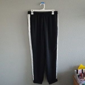 Black contrast pants